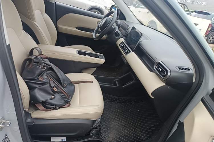 Used Wuling Bingo PLUS 2024 510 km Flagship Edition Four-Seater Version Right Front Seat