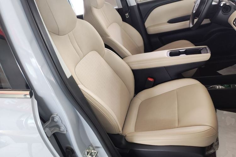 Used Wuling Bingo PLUS 2024 510 km Flagship Edition Four-Seater Version Right Front Seat