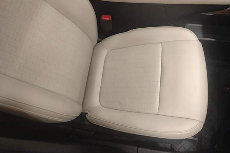 Used Wuling Bingo PLUS 2024 510 km Flagship Edition Four-Seater Version Right Front Seat