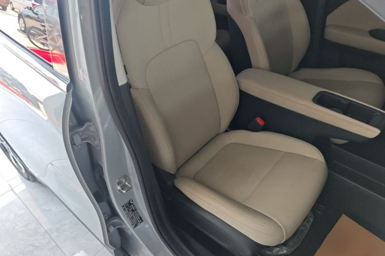 Used Wuling Bingo PLUS 2024 510 km Flagship Edition Four-Seater Version Right Front Seat