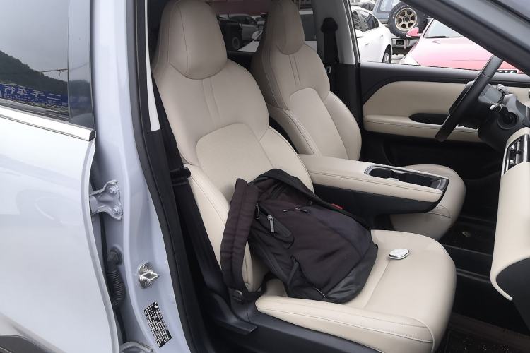 Used Wuling Bingo PLUS 2024 510 km Flagship Edition Four-Seater Version Right Front Seat