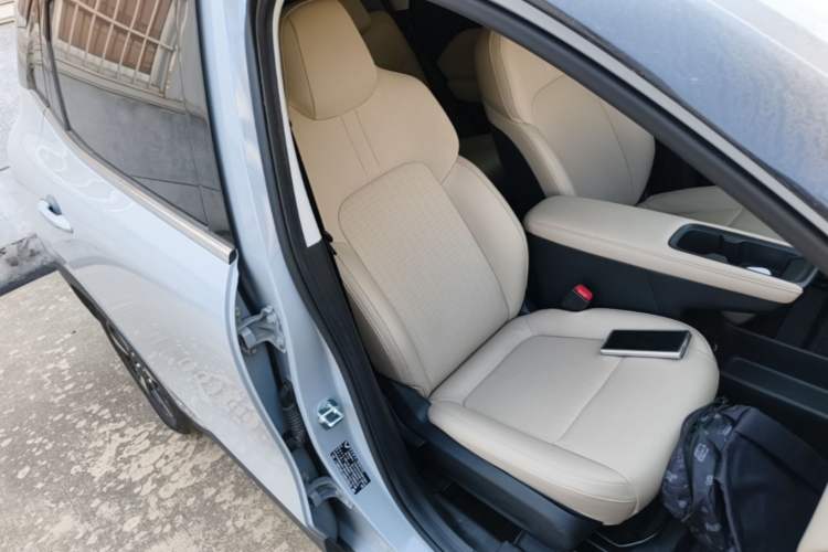 Used Wuling Bingo PLUS 2024 510 km Flagship Edition Four-Seater Version Right Front Seat