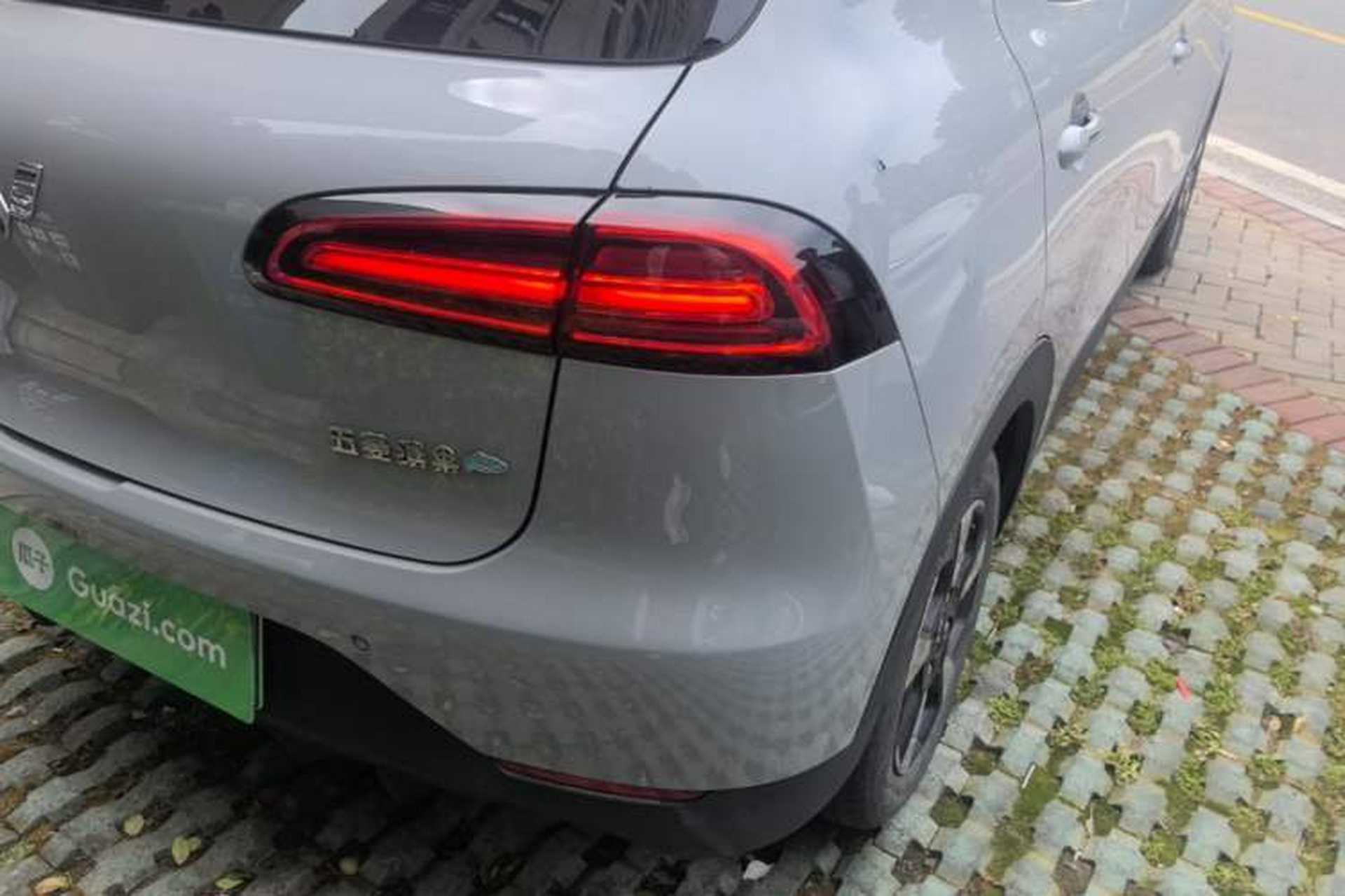 Used Wuling Bingo PLUS 2024 510 km Flagship Edition Four-Seater Version Right Rear Taillight