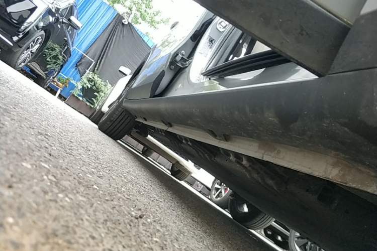 Used Wuling Bingo PLUS 2024 510 km Flagship Edition Four-Seater Version Right Side Sill
