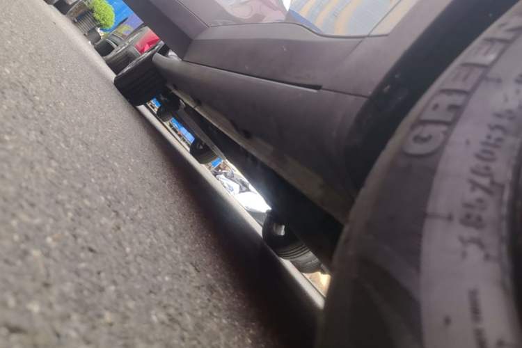 Used Wuling Bingo PLUS 2024 510 km Flagship Edition Four-Seater Version Right Side Sill