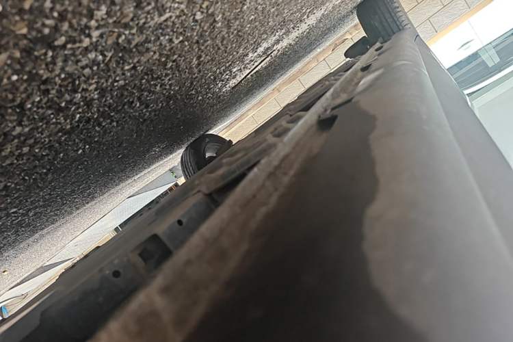 Used Wuling Bingo PLUS 2024 510 km Flagship Edition Four-Seater Version Right Side Sill