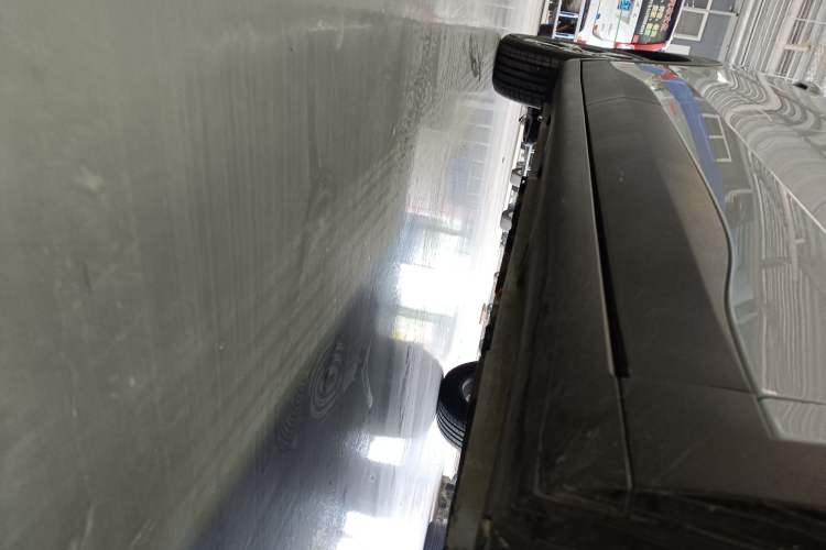 Used Wuling Bingo PLUS 2024 401 km Range 5-Seater Version Right Side Sill