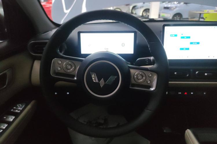 Used Wuling Bingo PLUS 2024 510 km Flagship Edition Four-Seater Version Steering Wheel