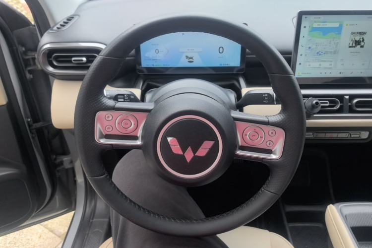 Used Wuling Bingo PLUS 2024 510 km Flagship Edition Four-Seater Version Steering Wheel