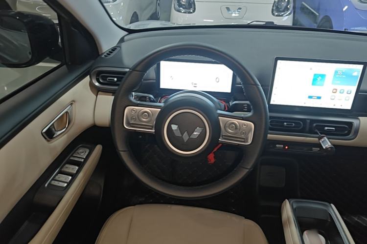 Used Wuling Bingo PLUS 2024 401 km Range 5-Seater Version Steering Wheel