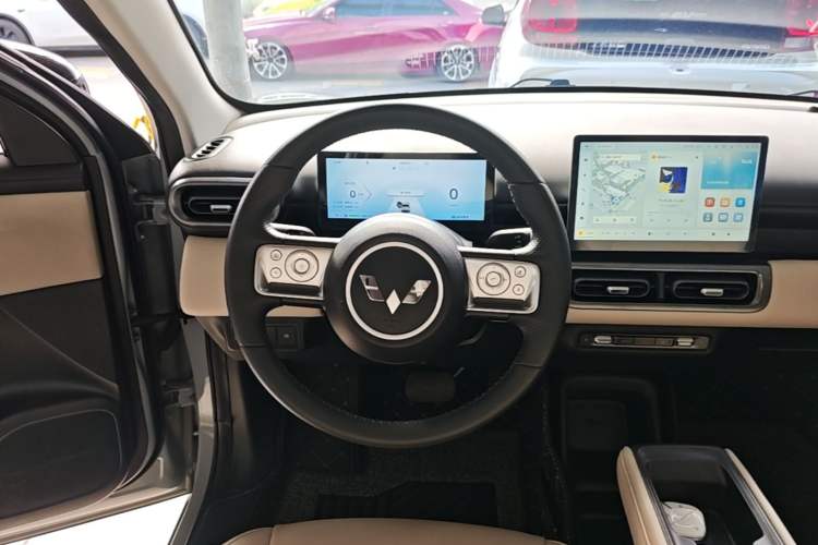 Used Wuling Bingo PLUS 2024 510 km Flagship Edition Four-Seater Version Steering Wheel
