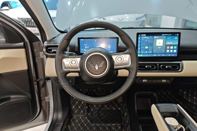 Used Wuling Bingo PLUS 2024 510 km Flagship Edition Four-Seater Version Steering Wheel