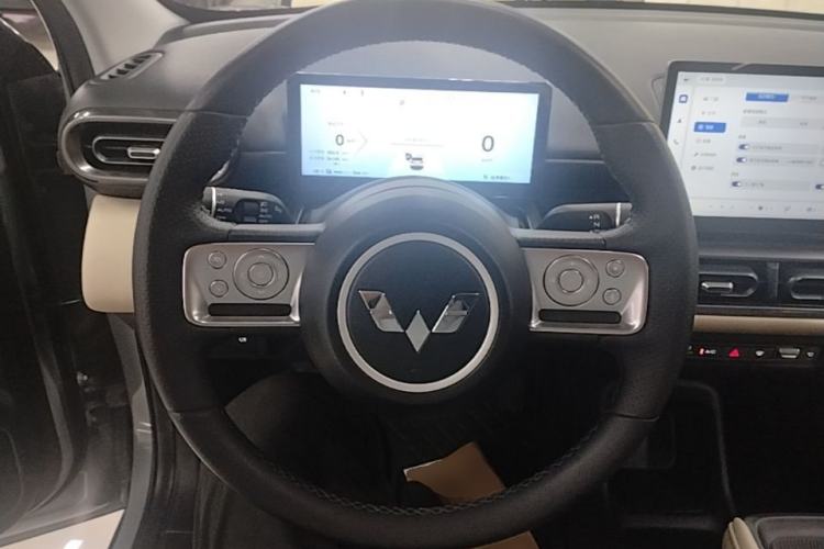 Used Wuling Bingo PLUS 2024 510 km Flagship Edition Four-Seater Version Steering Wheel