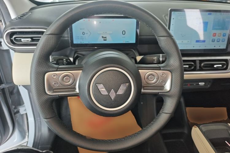 Used Wuling Bingo PLUS 2024 510 km Flagship Edition Four-Seater Version Steering Wheel