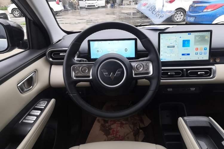 Used Wuling Bingo PLUS 2024 510 km Flagship Edition Four-Seater Version Steering Wheel