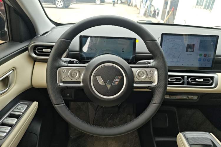 Used Wuling Bingo PLUS 2024 401 km Range 5-Seater Version Steering Wheel