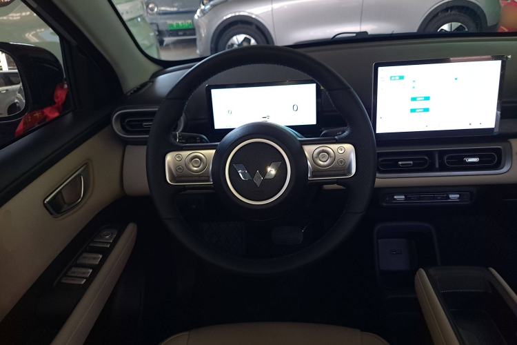 Used Wuling Bingo PLUS 2024 401 km Range 5-Seater Version Steering Wheel