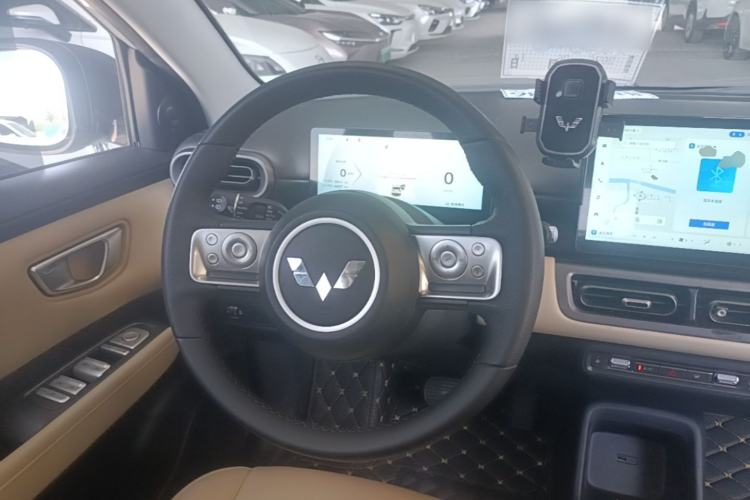 Used Wuling Bingo PLUS 2024 510 km Flagship Edition Four-Seater Version Steering Wheel