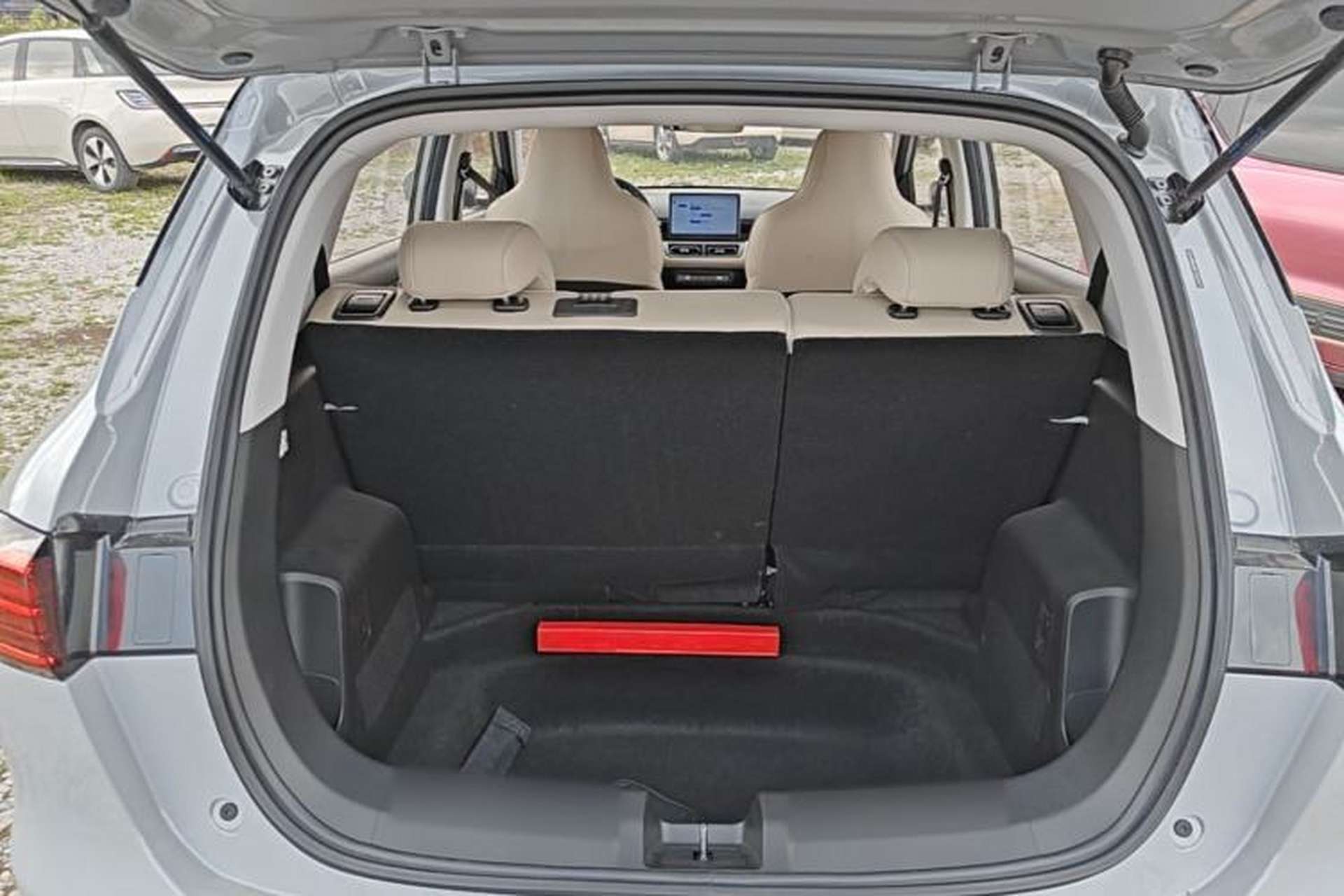 Used Wuling Bingo PLUS 2024 510 km Range 5-Seater Version Trunk