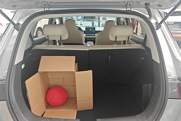 Used Wuling Bingo PLUS 2024 510 km Flagship Edition Four-Seater Version Trunk