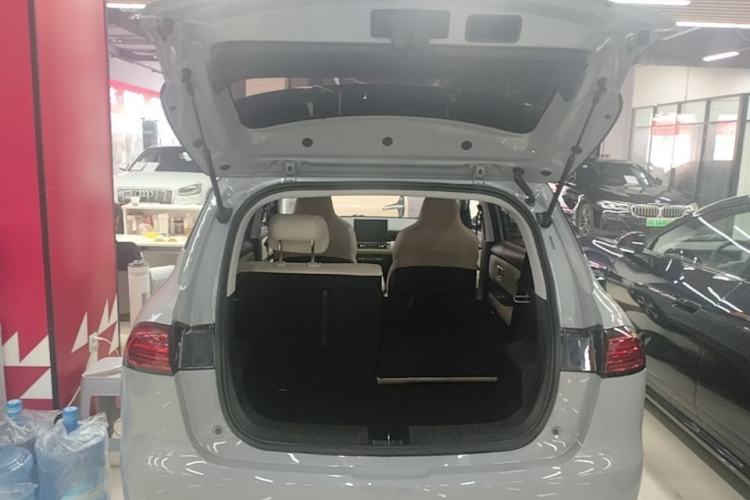 Used Wuling Bingo PLUS 2024 510 km Flagship Edition Four-Seater Version Trunk