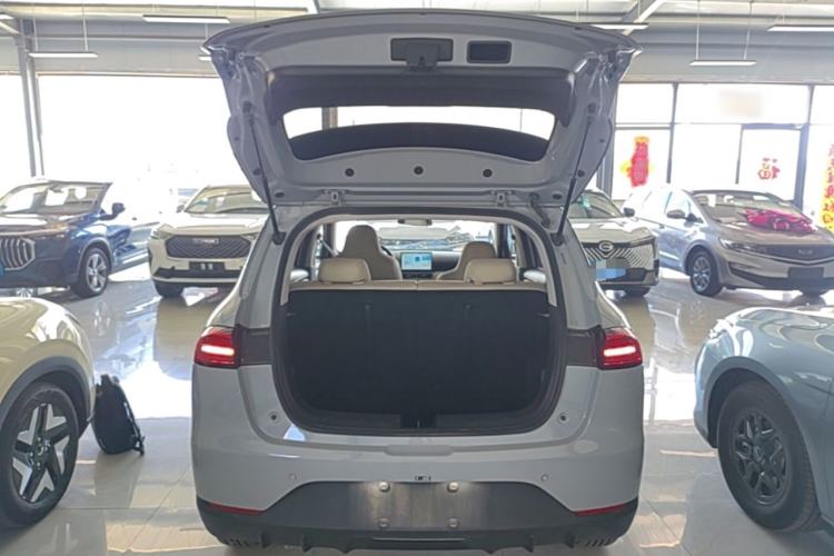 Used Wuling Bingo PLUS 2024 510 km Flagship Edition Four-Seater Version Trunk