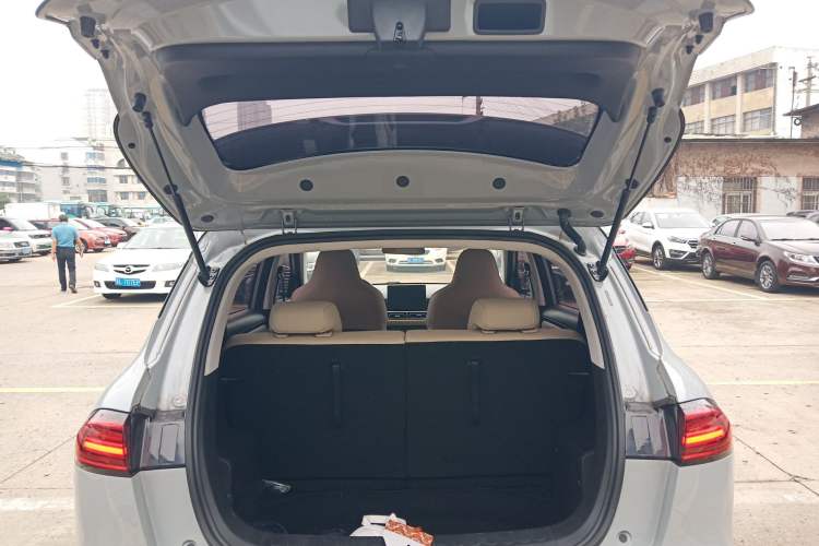 Used Wuling Bingo PLUS 2024 510 km Flagship Edition Four-Seater Version Trunk
