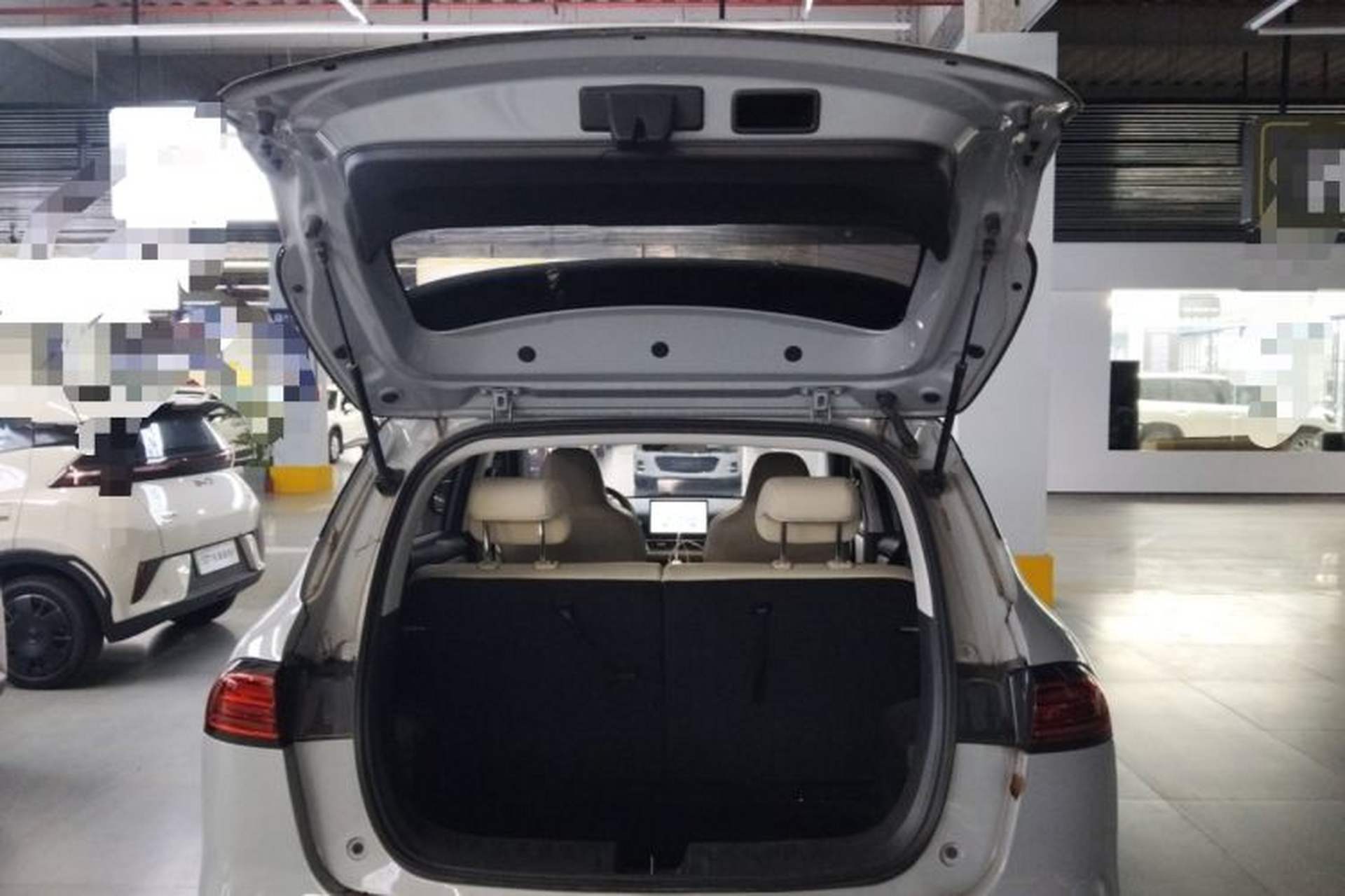 Used Wuling Bingo PLUS 2024 510 km Flagship Edition Four-Seater Version Trunk