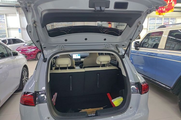Used Wuling Bingo PLUS 2024 401 km Flagship Edition Four-Seater Version Trunk