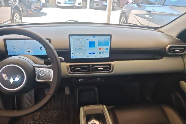 Used Wuling Bingo PLUS 2024 510 km Flagship Edition Four-Seater Version Audio And AC Panel