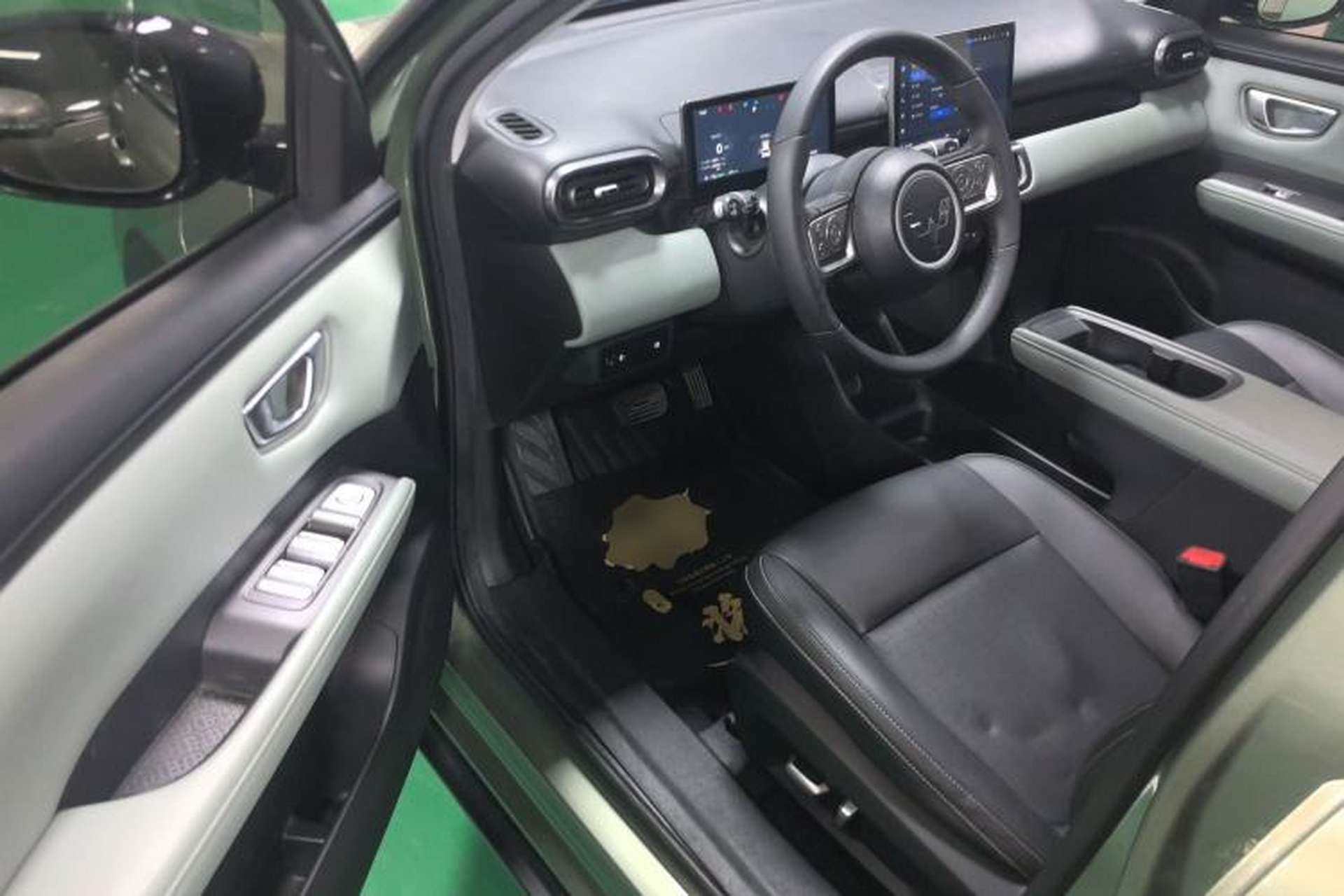 Used Wuling Bingo PLUS 2024 510 km Flagship Edition Four-Seater Version Driver Seat