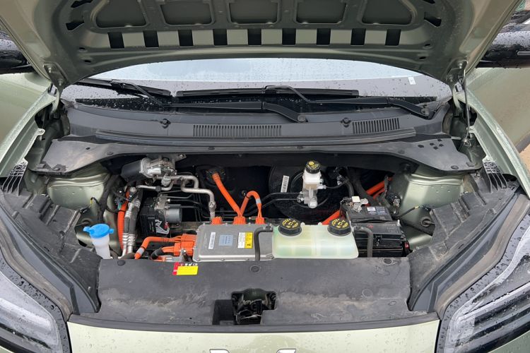 Used Wuling Bingo PLUS 2024 510 km Flagship Edition Four-Seater Version Engine Bay