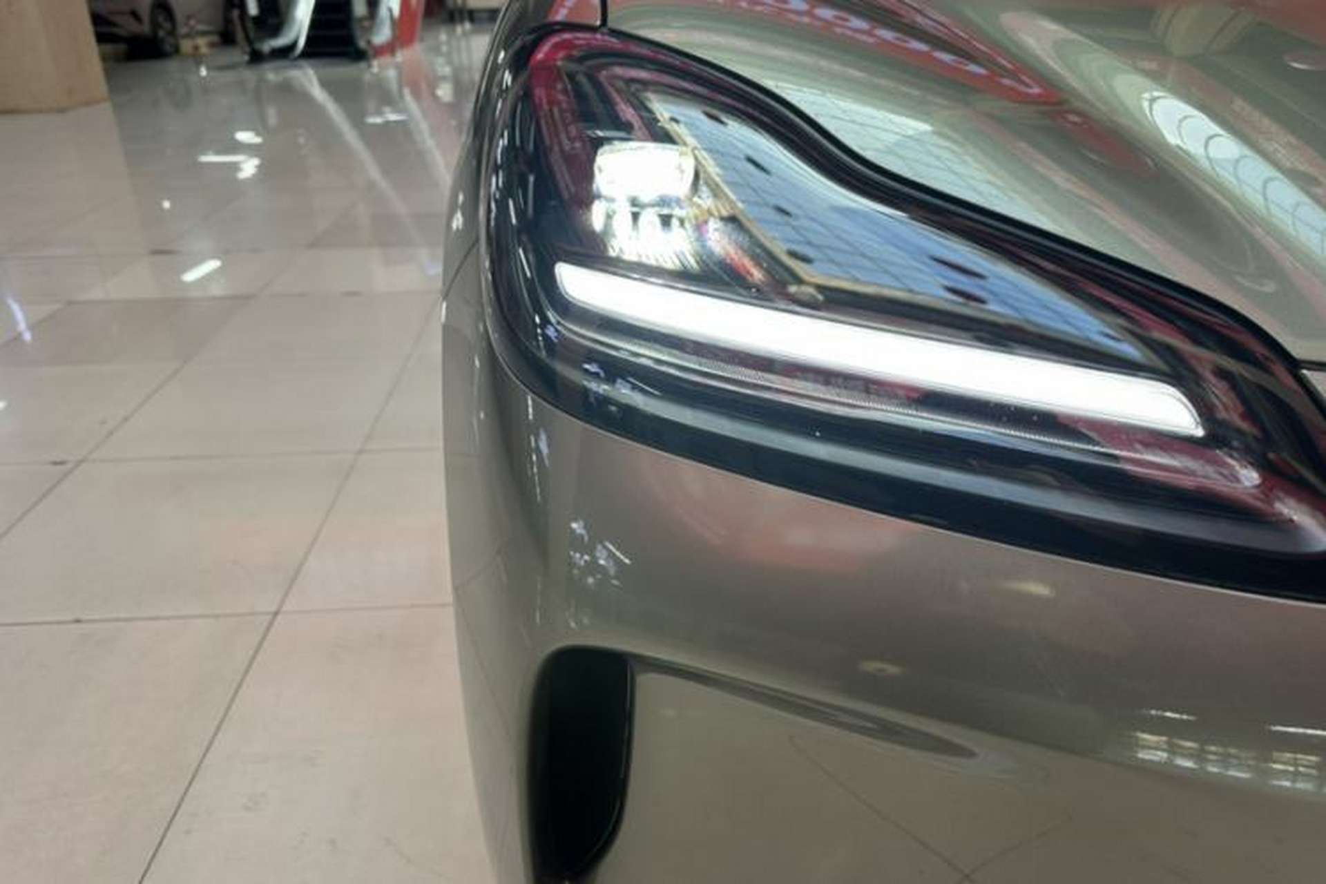 Used Wuling Bingo PLUS 2024 510 km Flagship Edition Four-Seater Version Exterior 2