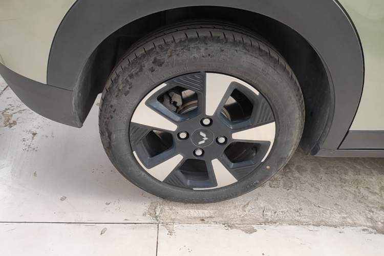Used Wuling Bingo PLUS 2024 510 km Flagship Edition Four-Seater Version Exterior 5
