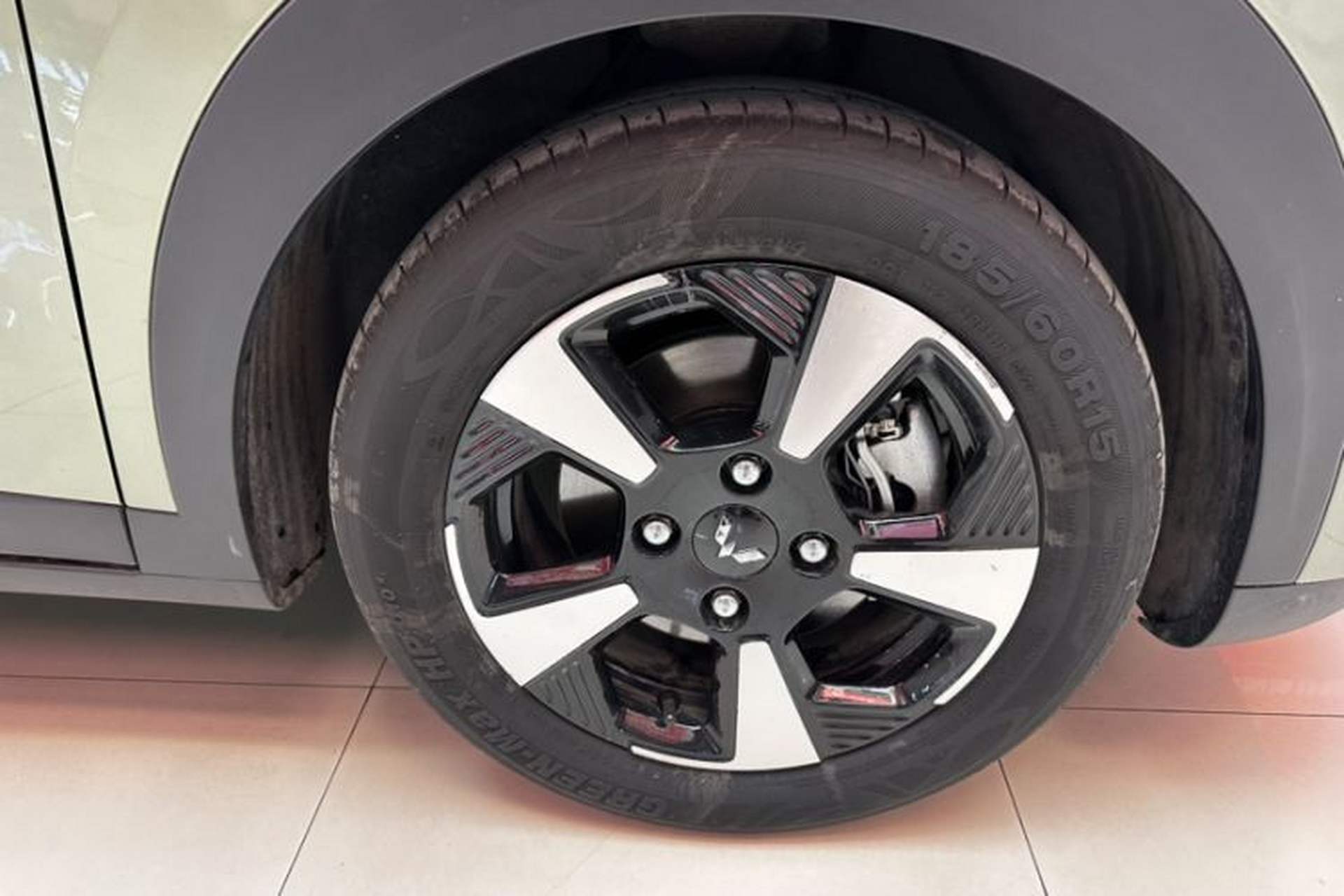 Used Wuling Bingo PLUS 2024 510 km Flagship Edition Four-Seater Version Exterior 6