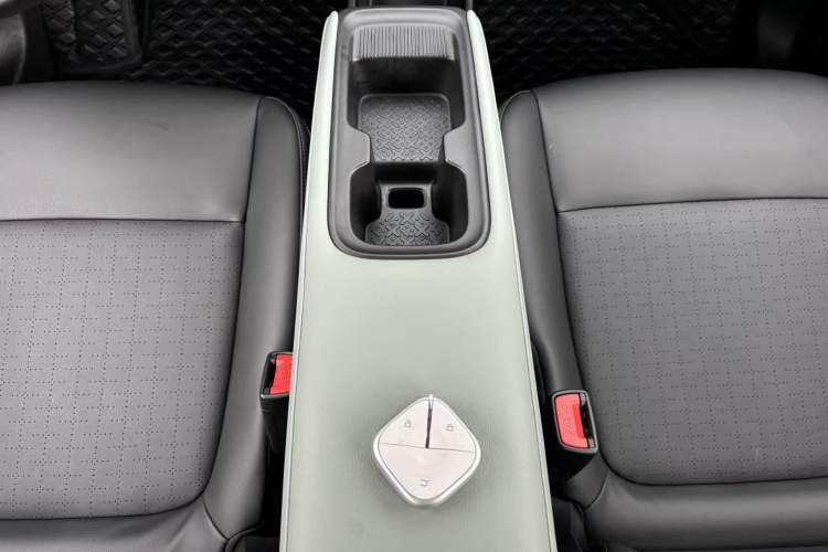 Used Wuling Bingo PLUS 2024 510 km Flagship Edition Four-Seater Version Interior 6