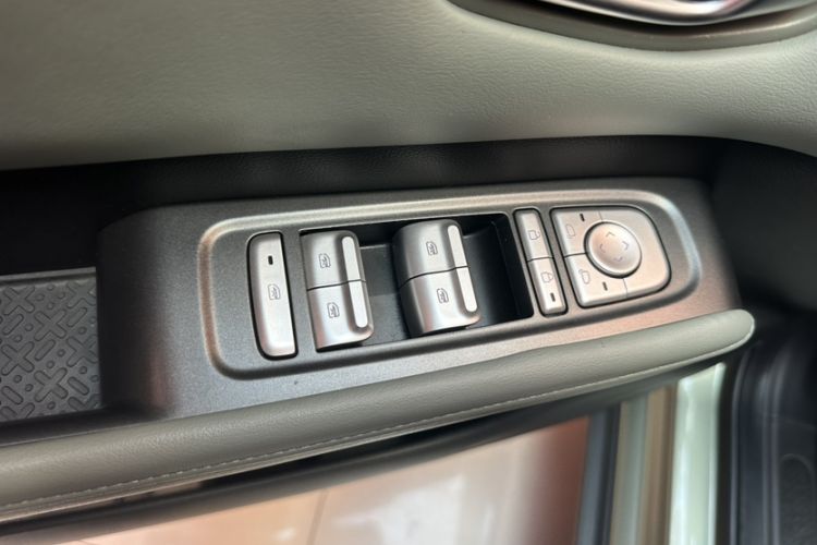 Used Wuling Bingo PLUS 2024 510 km Flagship Edition Four-Seater Version Interior 8