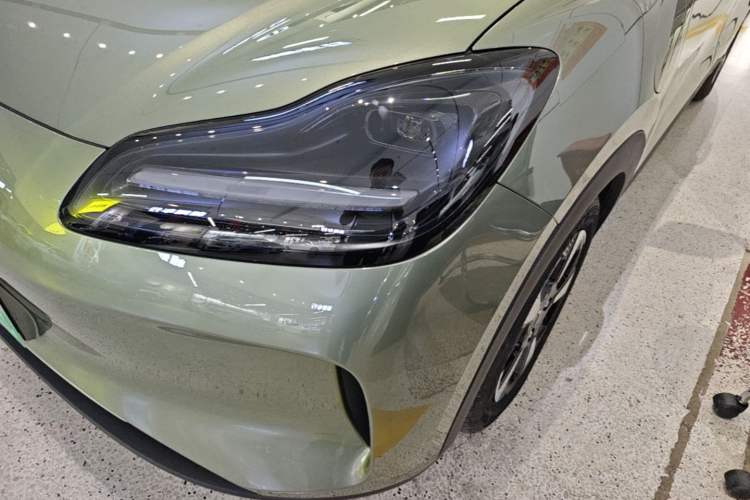 Used Wuling Bingo PLUS 2024 510 km Flagship Edition Four-Seater Version Left Front Headlight