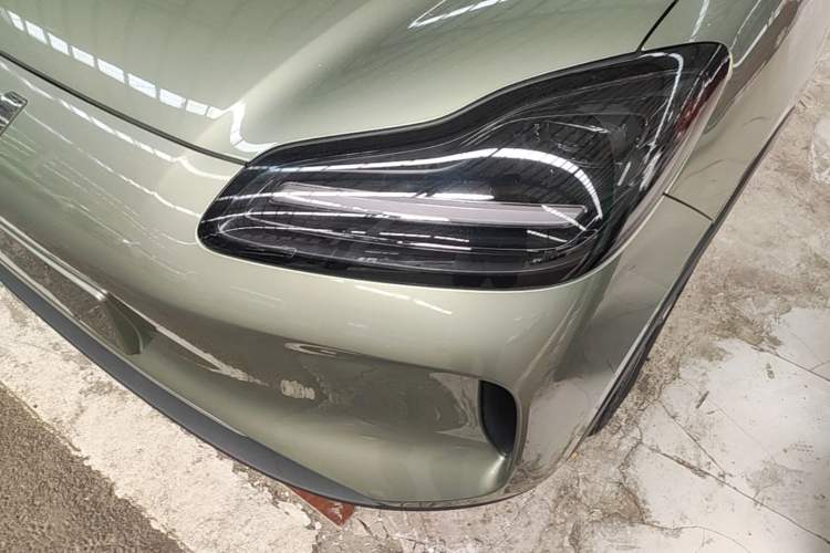 Used Wuling Bingo PLUS 2024 510 km Flagship Edition Four-Seater Version Left Front Headlight