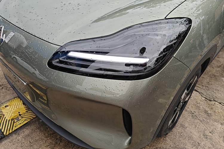 Used Wuling Bingo PLUS 2024 510 km Flagship Edition Four-Seater Version Left Front Headlight