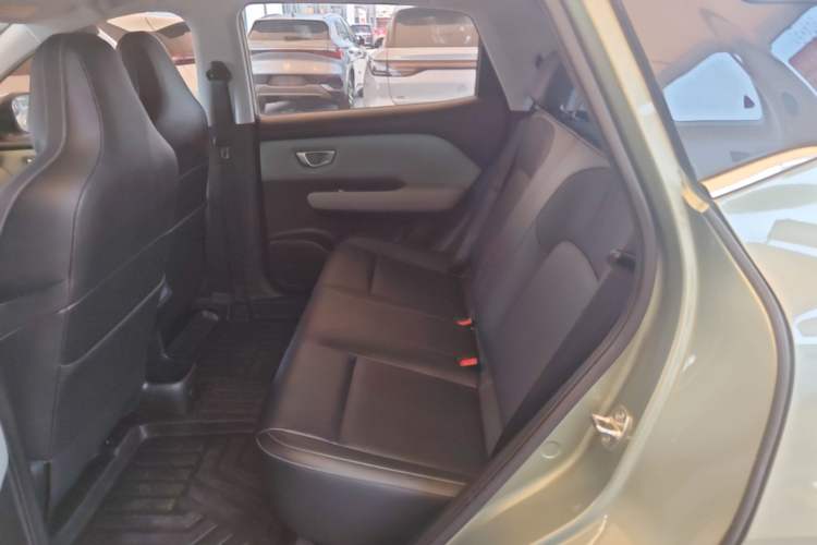 Used Wuling Bingo PLUS 2024 510 km Flagship Edition Four-Seater Version Left Rear Seat