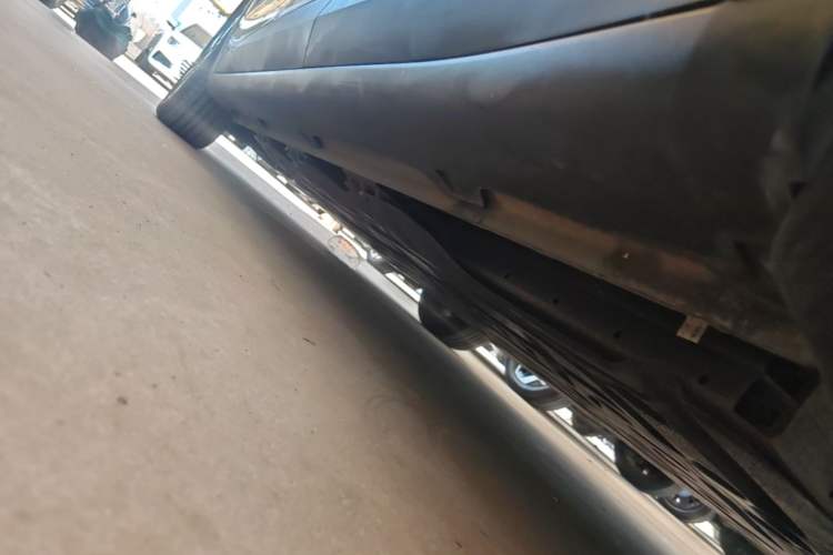 Used Wuling Bingo PLUS 2024 510 km Flagship Edition Four-Seater Version Left Side Sill