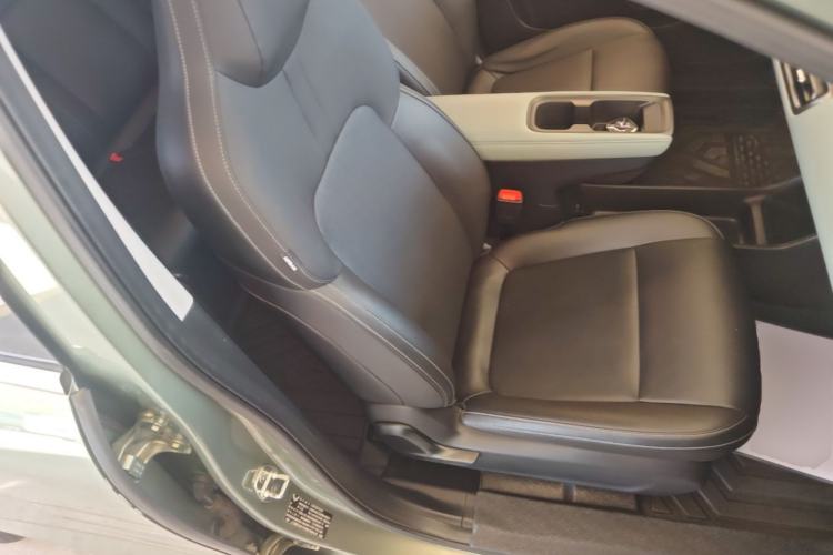 Used Wuling Bingo PLUS 2024 510 km Flagship Edition Four-Seater Version Right Front Seat