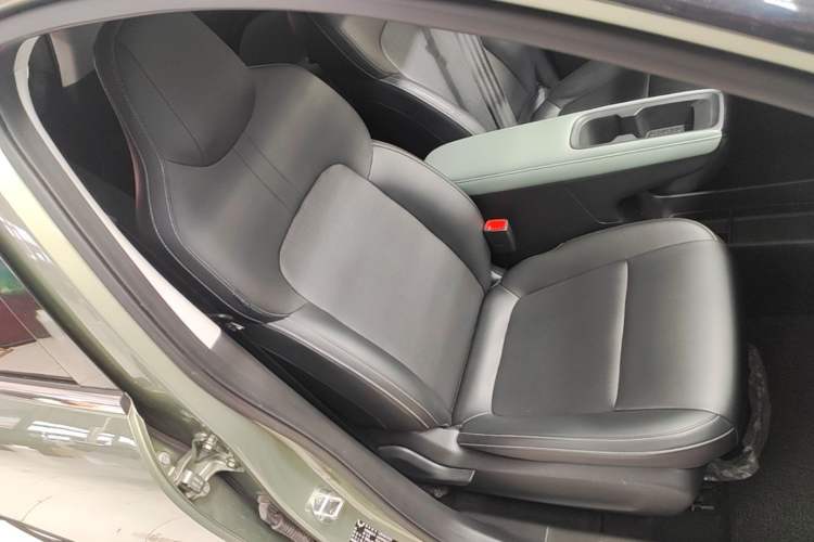 Used Wuling Bingo PLUS 2024 510 km Flagship Edition Four-Seater Version Right Front Seat