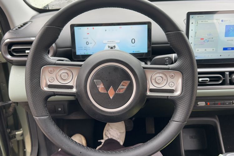 Used Wuling Bingo PLUS 2024 510 km Flagship Edition Four-Seater Version Steering Wheel