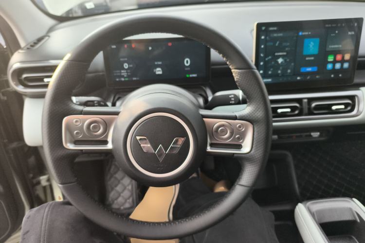 Used Wuling Bingo PLUS 2024 510 km Flagship Edition Four-Seater Version Steering Wheel