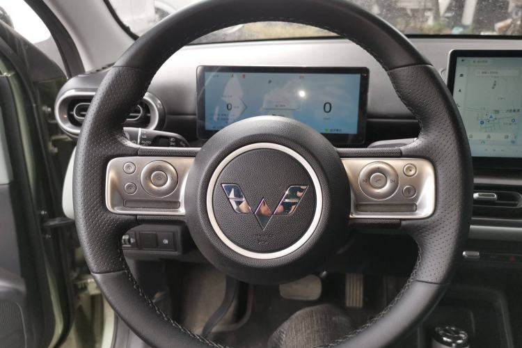 Used Wuling Bingo PLUS 2024 510 km Flagship Edition Four-Seater Version Steering Wheel