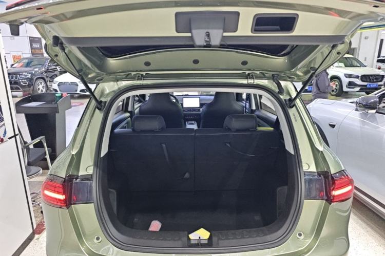 Used Wuling Bingo PLUS 2024 510 km Flagship Edition Four-Seater Version Trunk