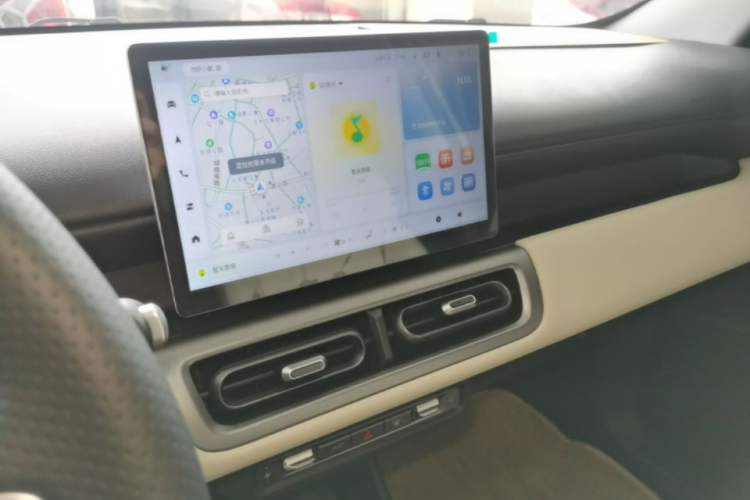 Used Wuling Bingo PLUS 2024 330 km Range Five-Seater Version Audio And AC Panel
