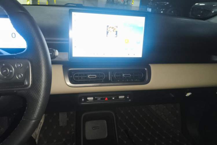 Used Wuling Bingo PLUS 2024 510 km Flagship Edition Four-Seater Version Audio And AC Panel